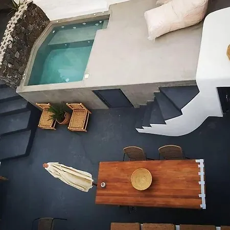 Villa Santorini Folia Cave House With Jacuzzi *